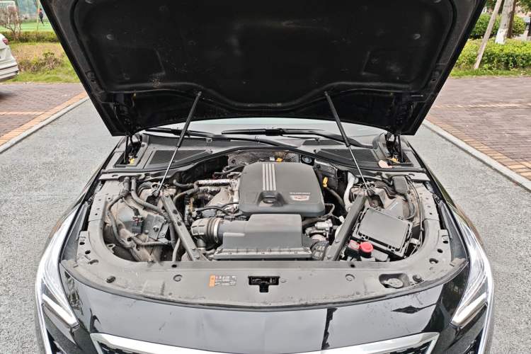 Used Cadillac CT6 2022 28T Luxury Edition Engine Bay