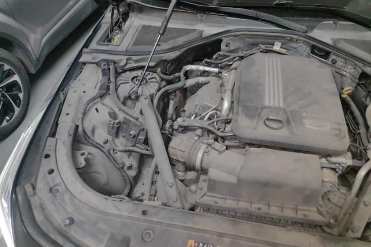 Used Cadillac CT6 2022 28T Luxury Edition Engine Bay Right