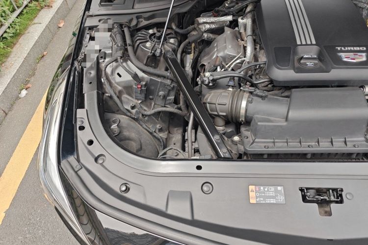Used Cadillac CT6 2022 28T Luxury Edition Engine Bay Right