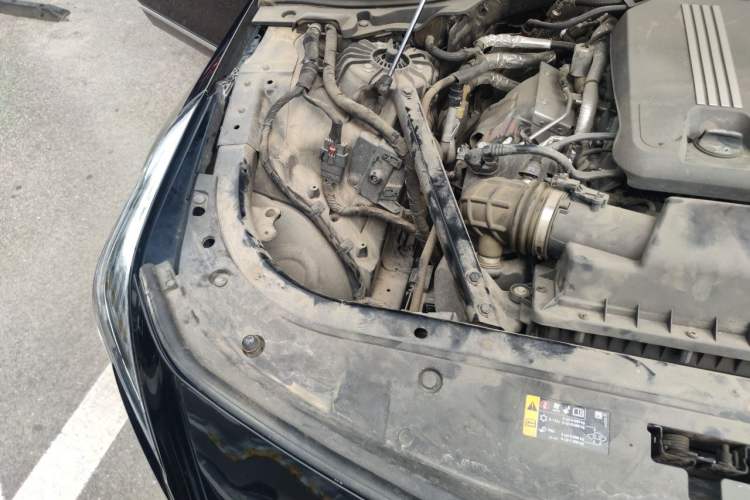 Used Cadillac CT6 2022 28T Luxury Edition Engine Bay Right