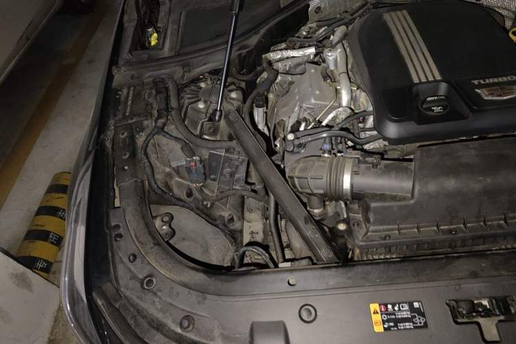 Used Cadillac CT6 2022 28T Prestige Edition Engine Bay Right