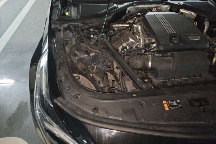 Used Cadillac CT6 2022 28T Fashion Edition Engine Bay Right