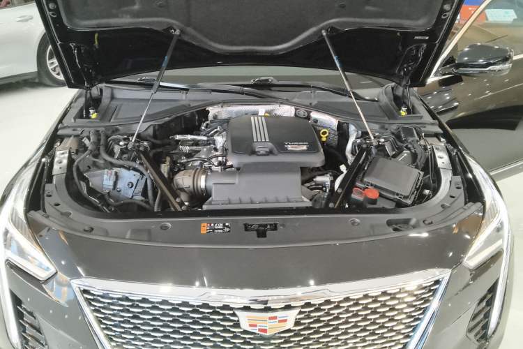 Used Cadillac CT6 2022 28T Fashion Edition Engine Bay