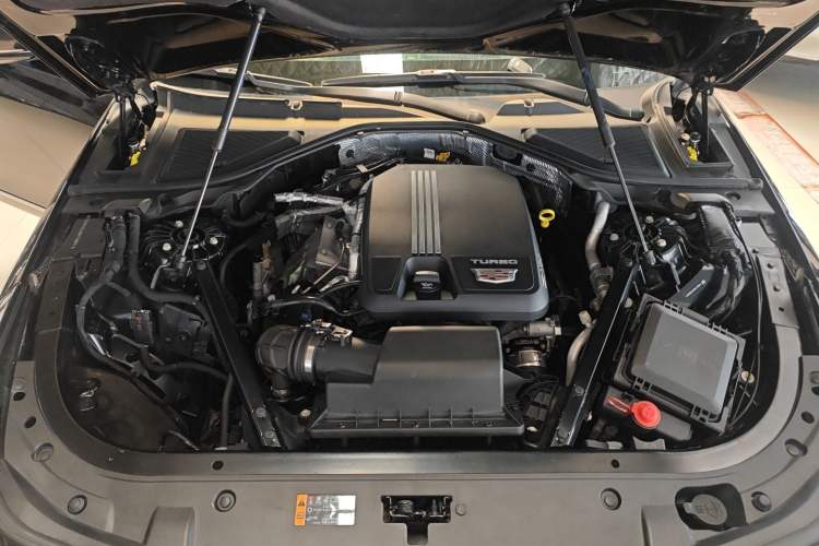 Used Cadillac CT6 2022 28T Luxury Edition Engine Bay
