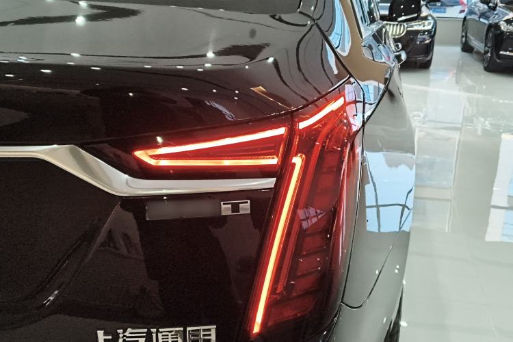 Used Cadillac CT6 2022 28T Fashion Edition Exterior 2
