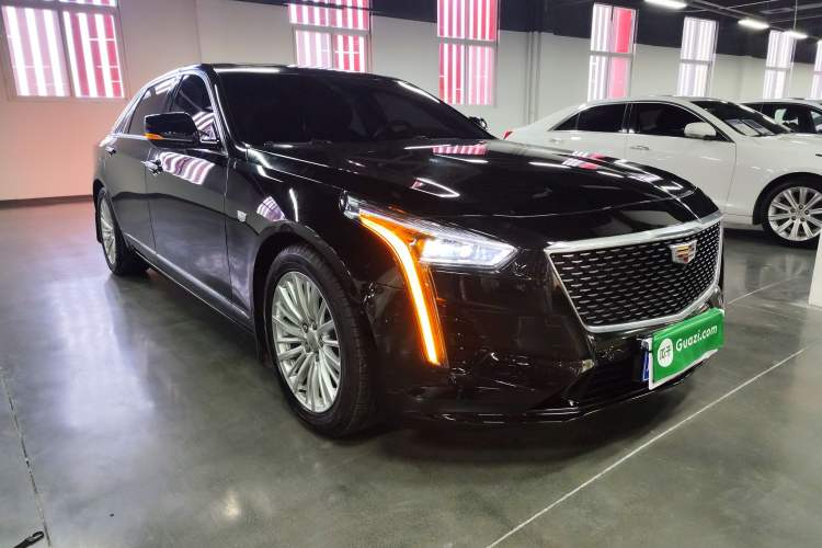 Used Cadillac CT6 2022 28T Luxury Edition Front Right 45 Deg