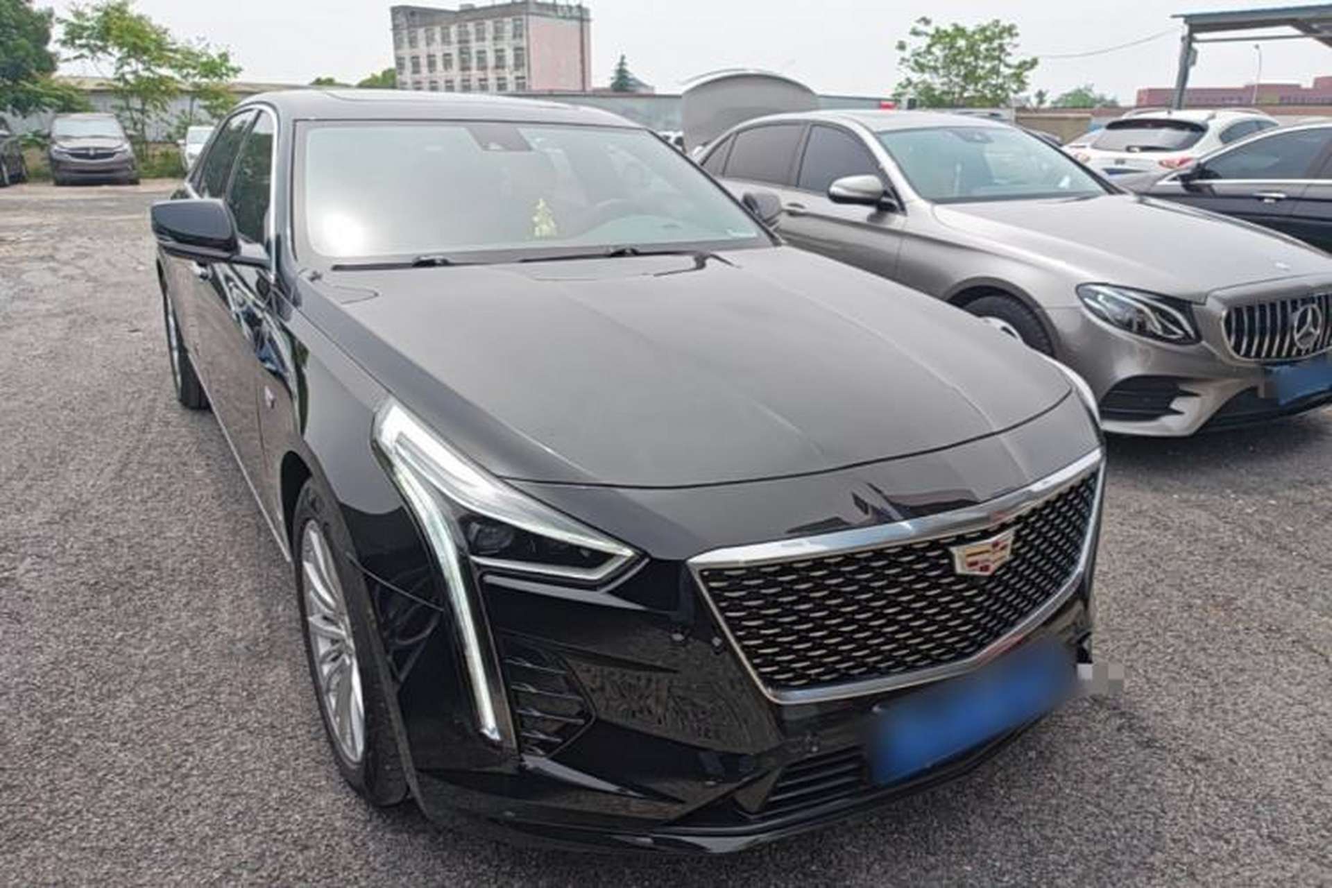 Used Cadillac CT6 2022 28T Luxury Edition Front Right 45 Deg