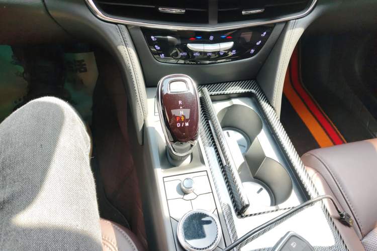 Used Cadillac CT6 2022 28T Prestige Edition Gear Lever