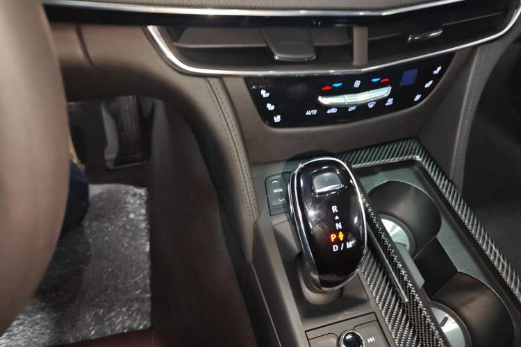 Used Cadillac CT6 2022 28T Prestige Edition Gear Lever