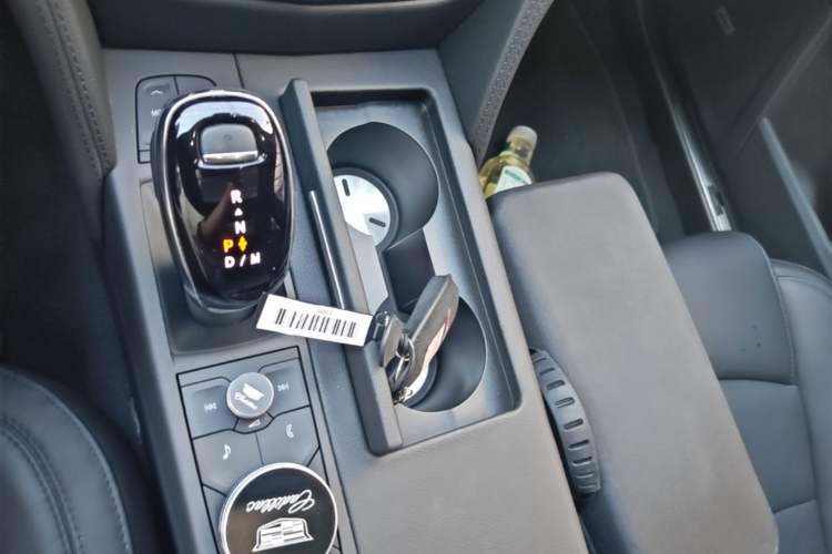 Used Cadillac CT6 2022 28T Fashion Edition Gear Lever