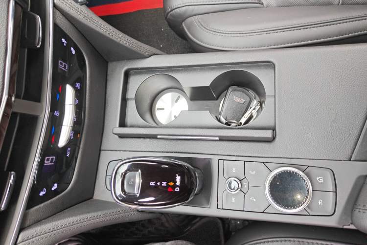 Used Cadillac CT6 2022 28T Fashion Edition Gear Lever