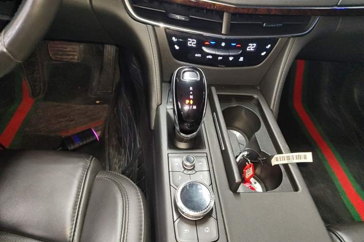 Used Cadillac CT6 2022 28T Fashion Edition Gear Lever