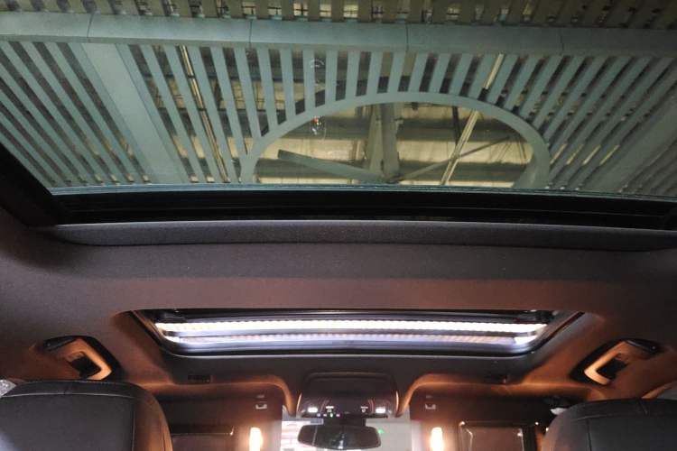 Used Cadillac CT6 2022 28T Fashion Edition Headliner