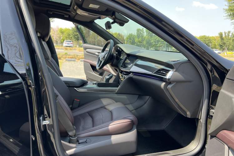 Used Cadillac CT6 2022 28T Prestige Edition Interior 10