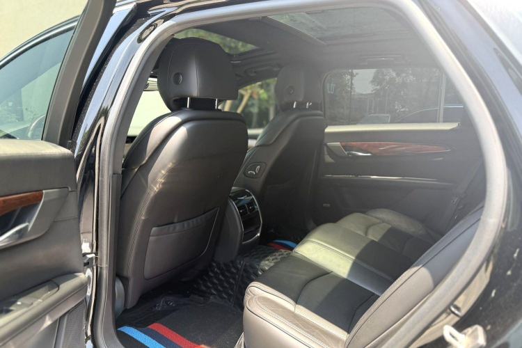 Used Cadillac CT6 2022 28T Fashion Edition Interior 2