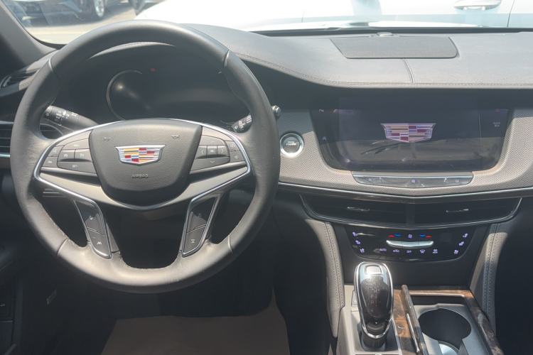 Used Cadillac CT6 2022 28T Luxury Edition Interior 3