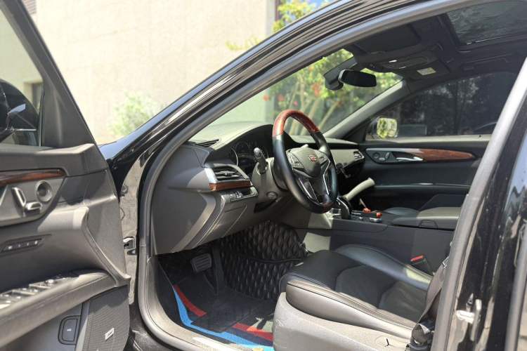 Used Cadillac CT6 2022 28T Fashion Edition Interior 3