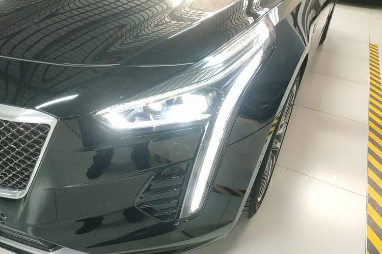 Used Cadillac CT6 2022 28T Prestige Edition Left Front Headlight