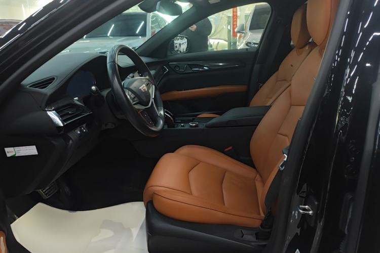 Used Cadillac CT6 2022 28T Luxury Edition Left Front Seat