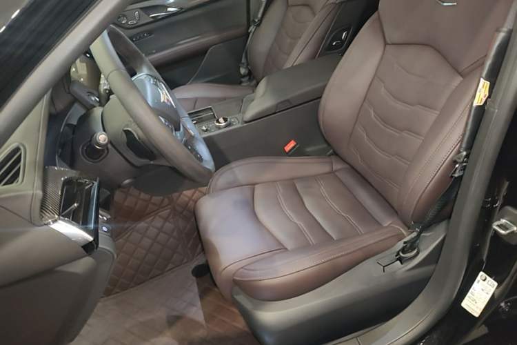 Used Cadillac CT6 2022 28T Prestige Edition Left Front Seat