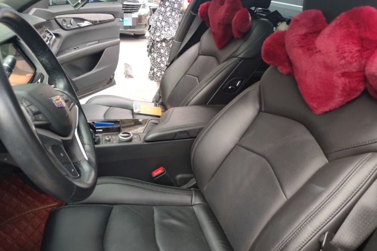 Used Cadillac CT6 2022 28T Luxury Edition Left Front Seat