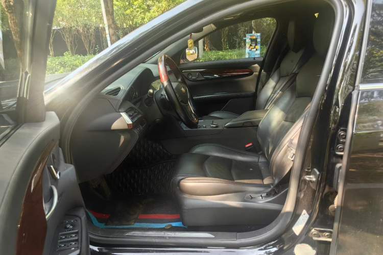 Used Cadillac CT6 2022 28T Fashion Edition Left Front Seat