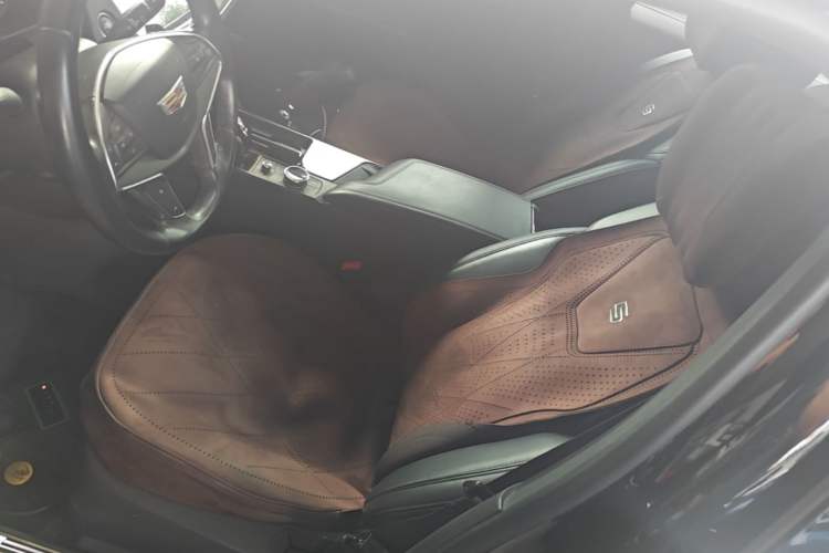 Used Cadillac CT6 2022 28T Luxury Edition Left Front Seat