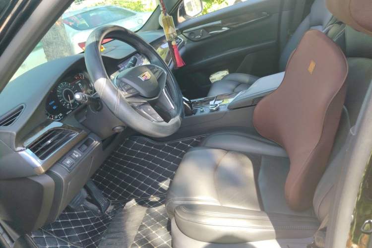 Used Cadillac CT6 2022 28T Luxury Edition Left Front Seat