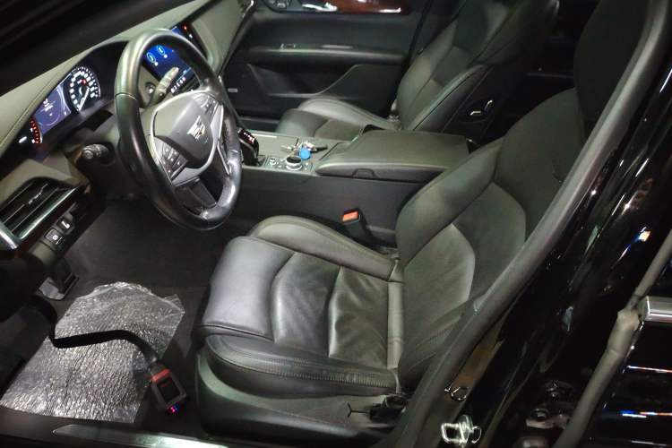 Used Cadillac CT6 2022 28T Fashion Edition Left Front Seat
