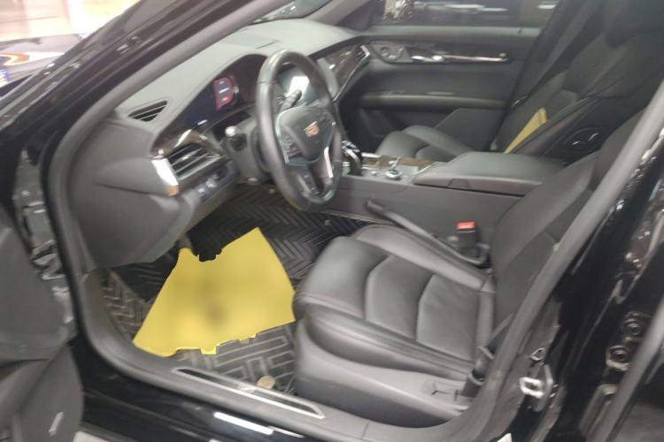 Used Cadillac CT6 2022 28T Luxury Edition Left Front Seat