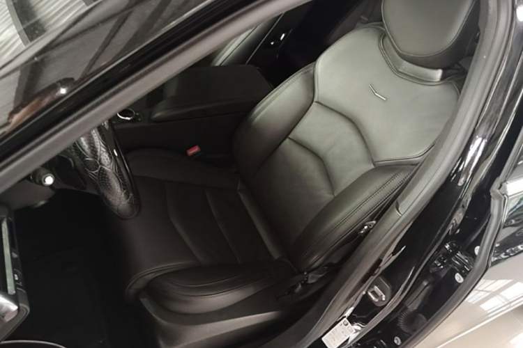 Used Cadillac CT6 2022 28T Fashion Edition Left Front Seat