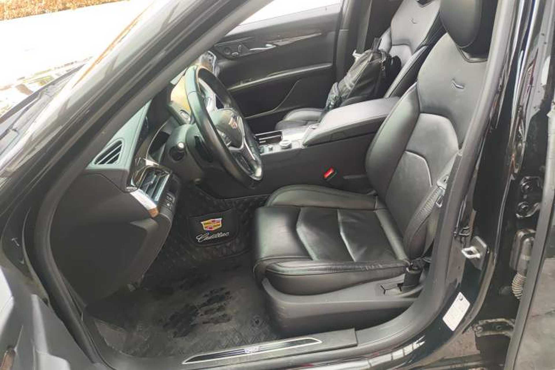 Used Cadillac CT6 2022 28T Luxury Edition Left Front Seat