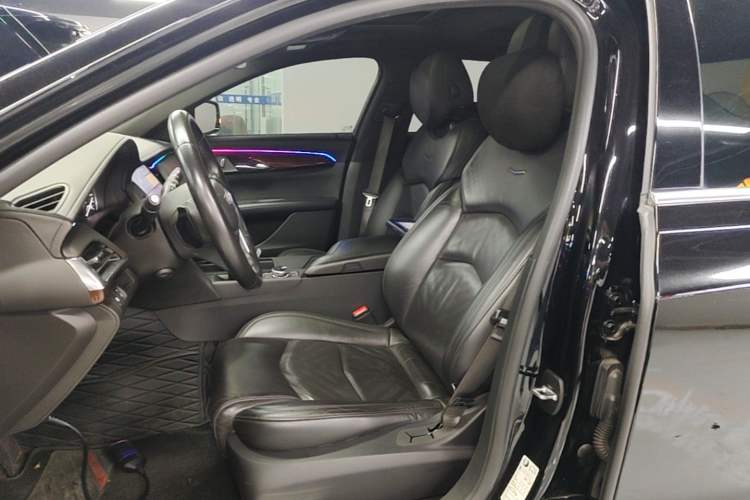 Used Cadillac CT6 2022 28T Fashion Edition Left Front Seat