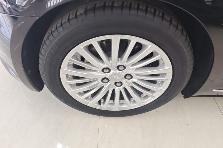 Used Cadillac CT6 2022 28T Fashion Edition Left Front Wheel Hub