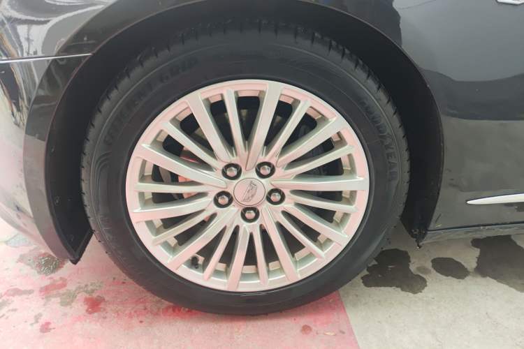 Used Cadillac CT6 2022 28T Luxury Edition Left Front Wheel Hub
