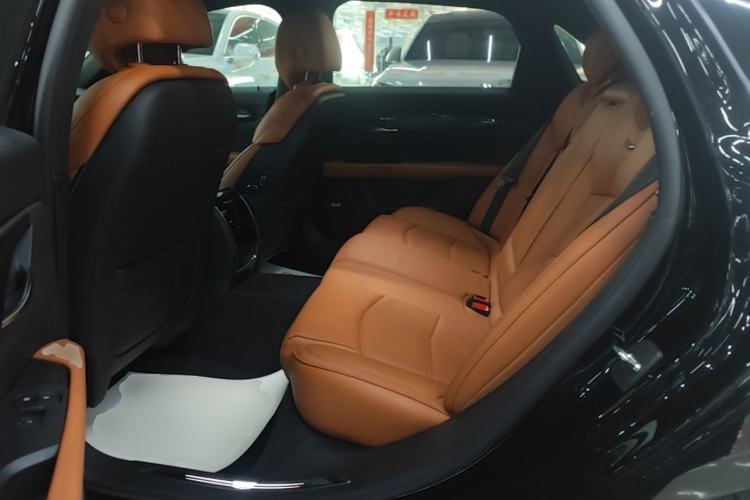 Used Cadillac CT6 2022 28T Luxury Edition Left Rear Seat