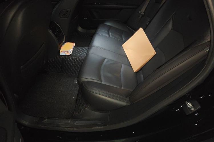 Used Cadillac CT6 2022 28T Fashion Edition Left Rear Seat