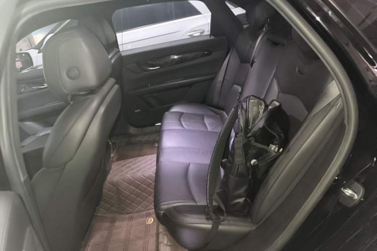 Used Cadillac CT6 2022 28T Luxury Edition Left Rear Seat