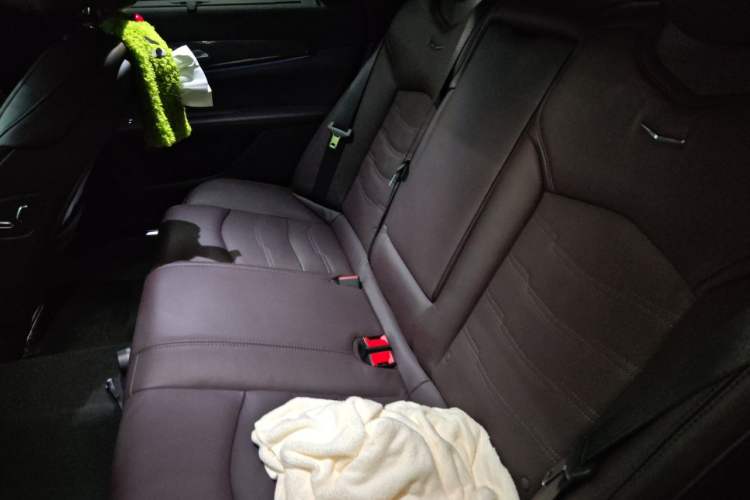 Used Cadillac CT6 2022 28T Prestige Edition Left Rear Seat