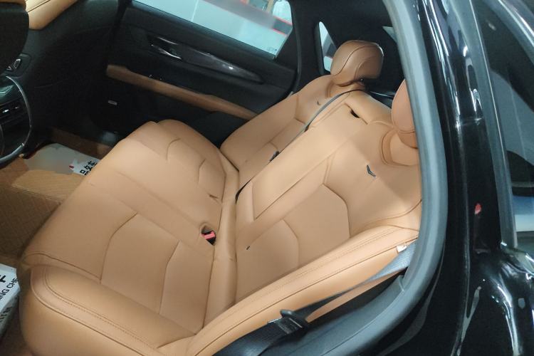 Used Cadillac CT6 2022 28T Luxury Edition Left Rear Seat