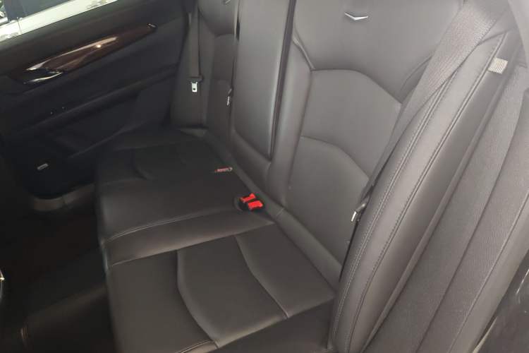Used Cadillac CT6 2022 28T Fashion Edition Left Rear Seat