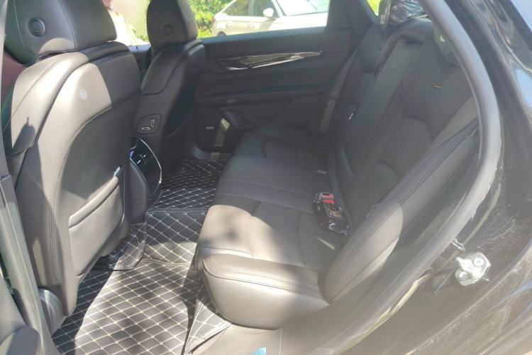 Used Cadillac CT6 2022 28T Luxury Edition Left Rear Seat