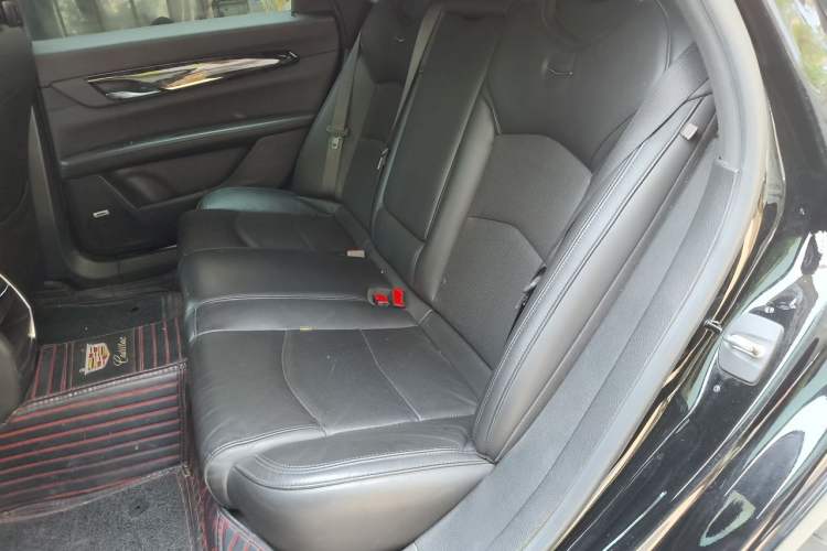 Used Cadillac CT6 2022 28T Luxury Edition Left Rear Seat