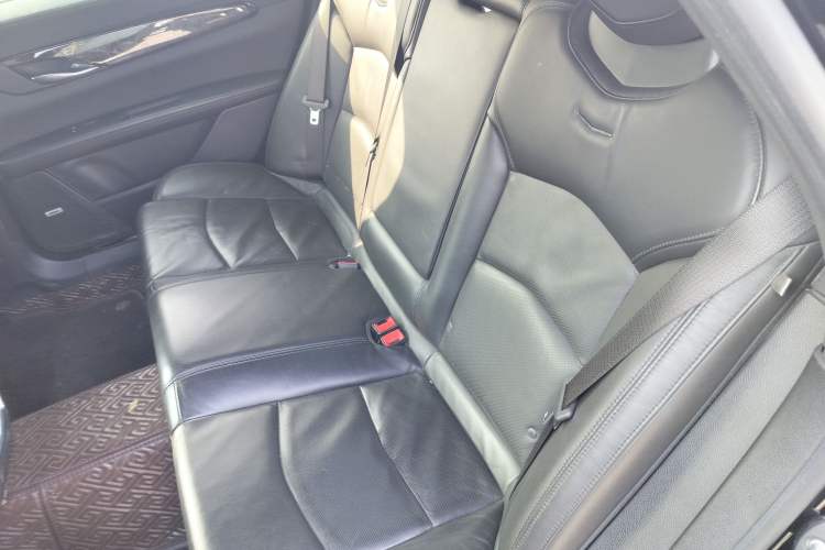 Used Cadillac CT6 2022 28T Luxury Edition Left Rear Seat
