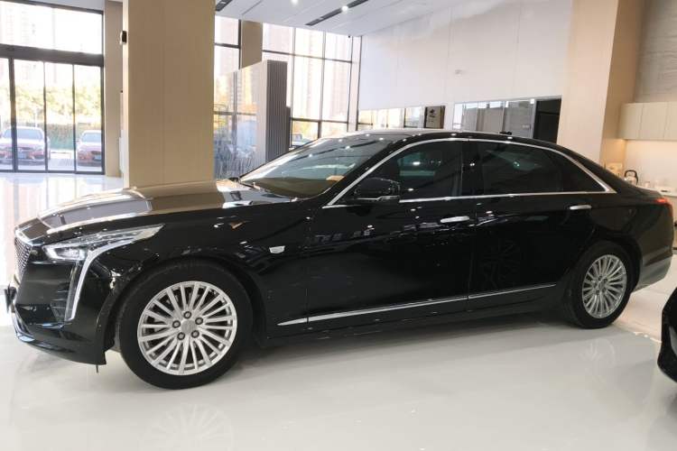 Used Cadillac CT6 2022 28T Fashion Edition Left Side