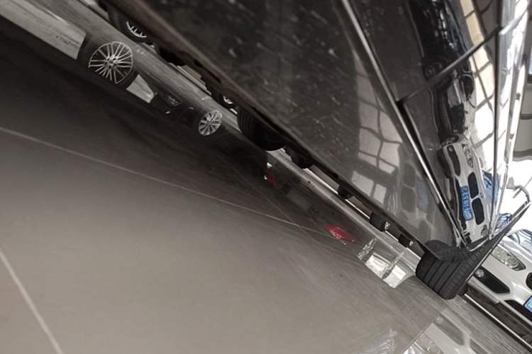 Used Cadillac CT6 2022 28T Fashion Edition Left Side Sill