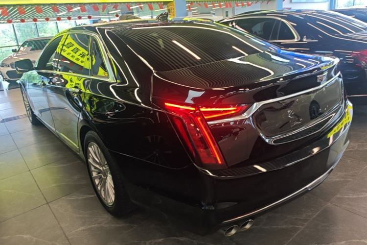 Used Cadillac CT6 2022 28T Fashion Edition Rear Left 45 Deg