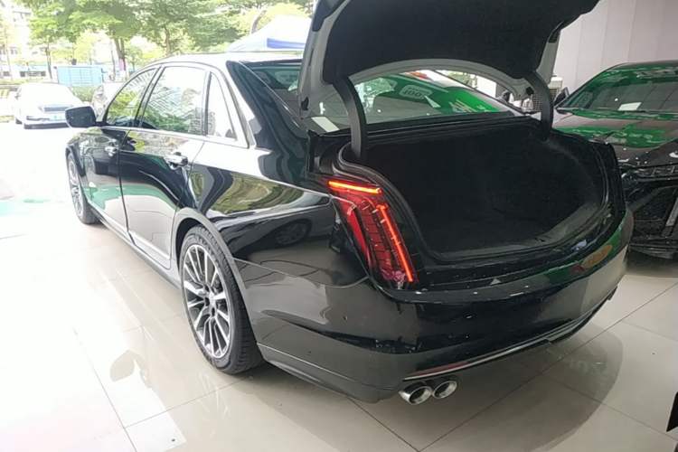 Used Cadillac CT6 2022 28T Platinum Edition Rear Left 45 Deg