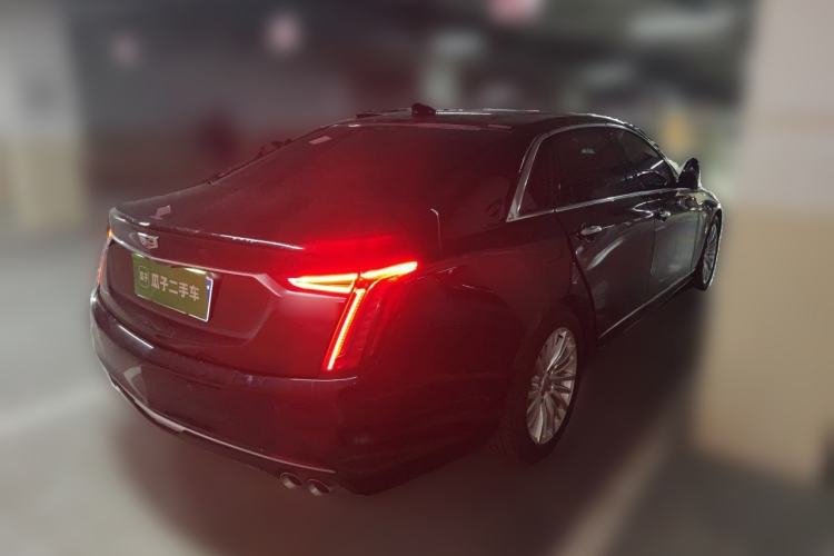 Used Cadillac CT6 2022 28T Fashion Edition Rear Right 45 Deg