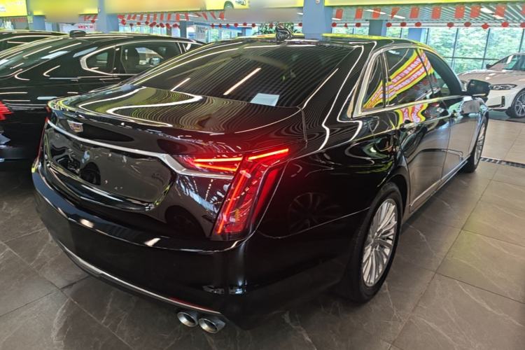 Used Cadillac CT6 2022 28T Fashion Edition Rear Right 45 Deg